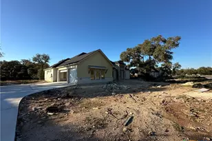 384 Airosa, Belton, TX 76513 - Photo 2