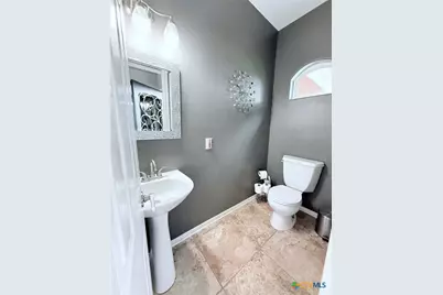 111 Belmoor Lane, Victoria, TX 77904 - Photo 8