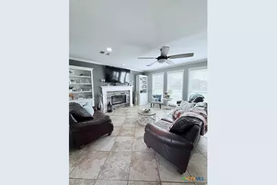 111 Belmoor Lane, Victoria, TX 77904 - Photo 10