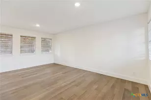 1939 Wayside Dr, Seguin, TX 78155 - Photo 24