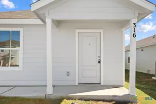 316 Alligator Crk, Seguin, TX 78155 - Photo 4