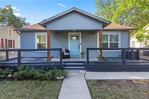 760 Roosevelt St, New Braunfels, TX 78130 - Photo 2