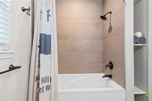 760 Roosevelt St, New Braunfels, TX 78130 - Photo 22