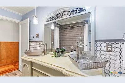 760 Roosevelt Street, New Braunfels, TX 78130 - Photo 16