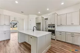 11060 Eagle Walk Blvd, Salado, TX 76571 - Photo 16