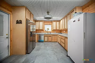 185 E Tiki Drive, Seadrift, TX 77983 - Photo 14