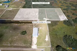 185 E Tiki Dr, Seadrift, TX 77983 - Photo 2