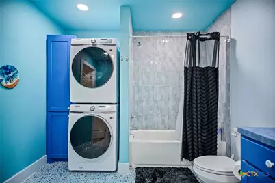 185 E Tiki Drive, Seadrift, TX 77983 - Photo 18