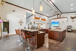 3001 Curry Rd, Seguin, TX 78155 - Photo 16