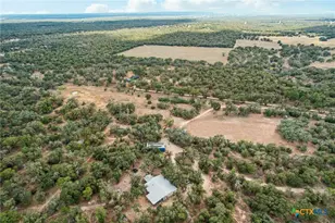 3001 Curry Rd, Seguin, TX 78155 - Photo 8