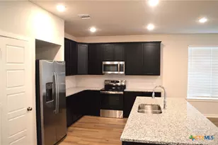 1911 Meridian Loop, Temple, TX 76504 - Photo 4