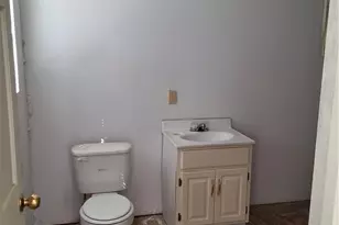 609 E Sarah St, Cuero, TX 77954 - Photo 12