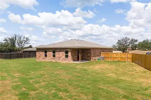828 Elijah La, Lampasas, TX 76550 - Photo 26