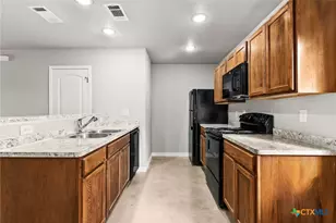 304 Blair St, Killeen, TX 76541 - Photo 4