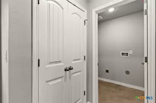 304 Blair St, Killeen, TX 76541 - Photo 6