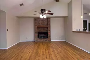 758 Briarbend Dr, New Braunfels, TX 78130 - Photo 12