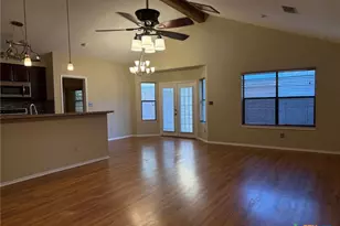 758 Briarbend Dr, New Braunfels, TX 78130 - Photo 10