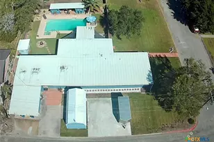 601 Lawrence St, Refugio, TX 78377 - Photo 42