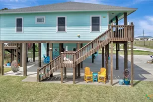 23 Macey St, Port O'Connor, TX 77982 - Photo 4