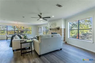 608 Ridgecrest Dr, Salado, TX 76571 - Photo 8