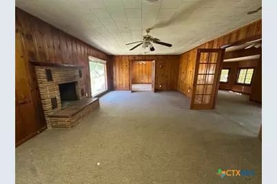 612 S East Street, Edna, TX 77957 - Photo 6
