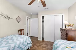 2052 Gruene Rd, New Braunfels, TX 78130 - Photo 22