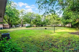 2052 Gruene Rd, New Braunfels, TX 78130 - Photo 6