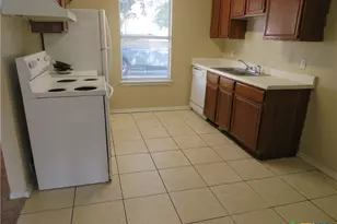 1602 Benttree Dr, Killeen, TX 76543 - Photo 6