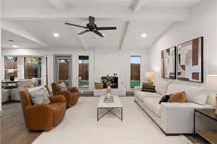 14 Country Club Cir, New Braunfels, TX 78130 - Photo 2