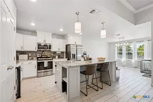 2594 Belle Hubbard Trl, Belton, TX 76513 - Photo 10