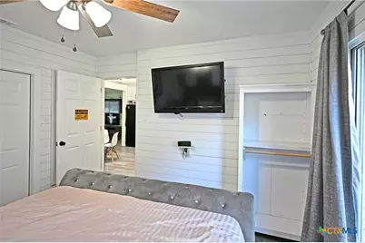 553 Scenic Drive, Canyon Lake, TX 78133 - Photo 16