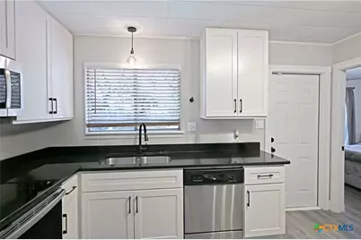 553 Scenic Drive, Canyon Lake, TX 78133 - Photo 12