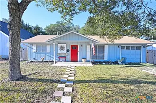 553 Scenic Dr, Canyon Lake, TX 78133 - Photo 1