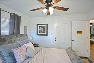 553 Scenic Dr, Canyon Lake, TX 78133 - Photo 18