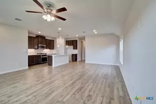 2133 Shepard St, Seguin, TX 78155 - Photo 8