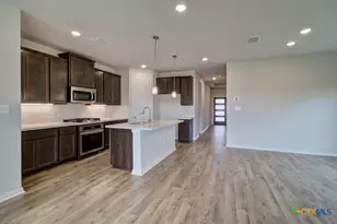 2133 Shepard St, Seguin, TX 78155 - Photo 6