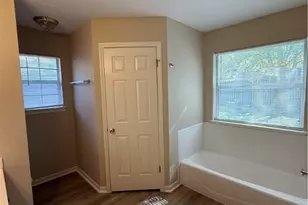 1645 Kimberly Dawn Dr, New Braunfels, TX 78130 - Photo 10