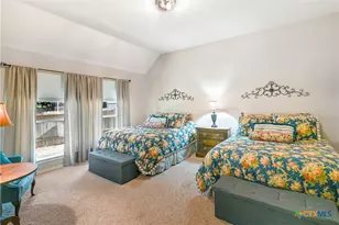 435 Timber Hollow, New Braunfels, TX 78132 - Photo 20