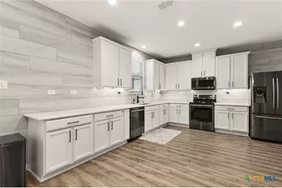 2003 Shire Meadows, New Braunfels, TX 78130 - Photo 8