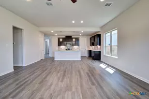 2129 Shepards St, Seguin, TX 78155 - Photo 12