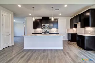 2129 Shepards St, Seguin, TX 78155 - Photo 8