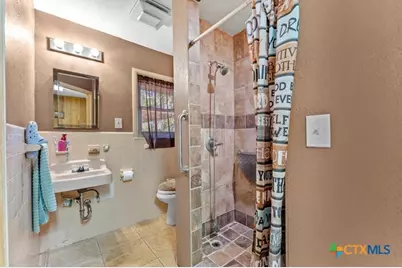 3455 N State Highway 46, Seguin, TX 78155 - Photo 20