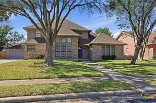 305 Windrock Dr, Victoria, TX 77904 - Photo 1