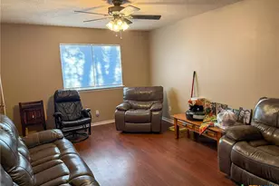 701 Gardenia Ln, Victoria, TX 77904 - Photo 28