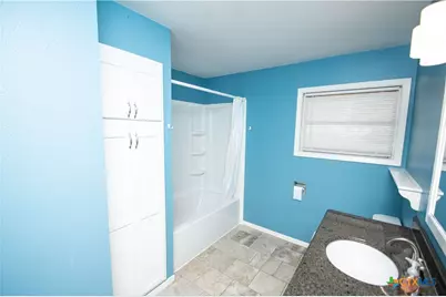 701 Gardenia Lane, Victoria, TX 77904 - Photo 8