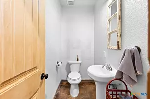 463 Co Rd 436, Thorndale, TX 76577 - Photo 24