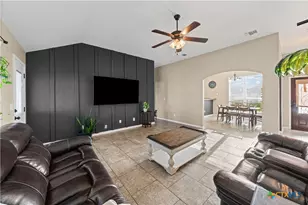 1905 Broken Shoe Trl, Temple, TX 76502 - Photo 6