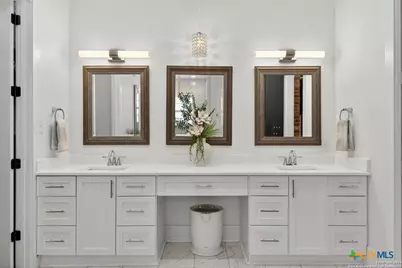 217 W Johnson, San Antonio, TX 78204 - Photo 20