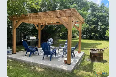 284 Perryman Street, New Braunfels, TX 78130 - Photo 36