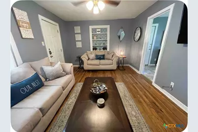 284 Perryman Street, New Braunfels, TX 78130 - Photo 1